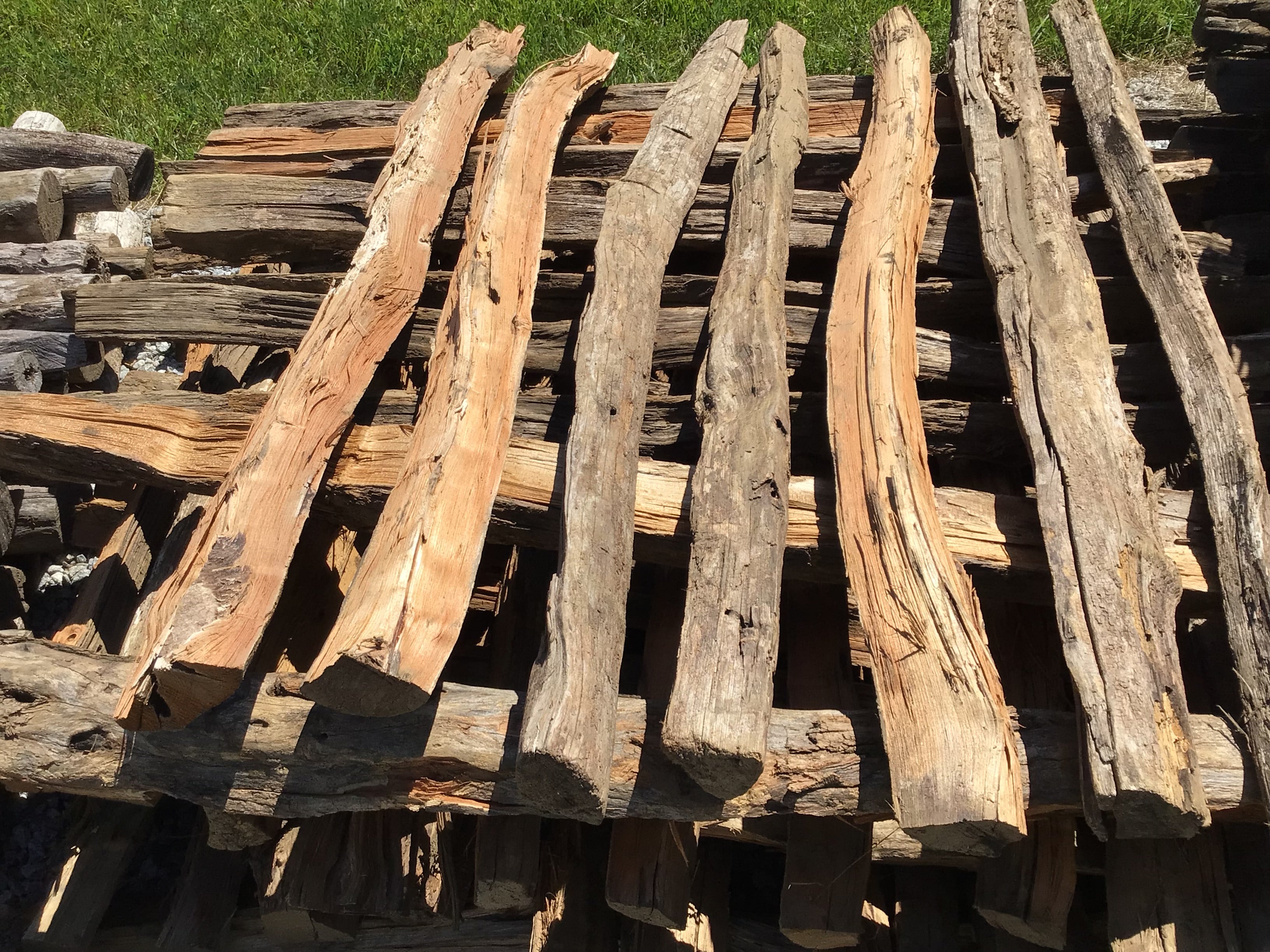 Locust Split Rail - 6.5 ft. long | Clark & Co. Hardscape Supply